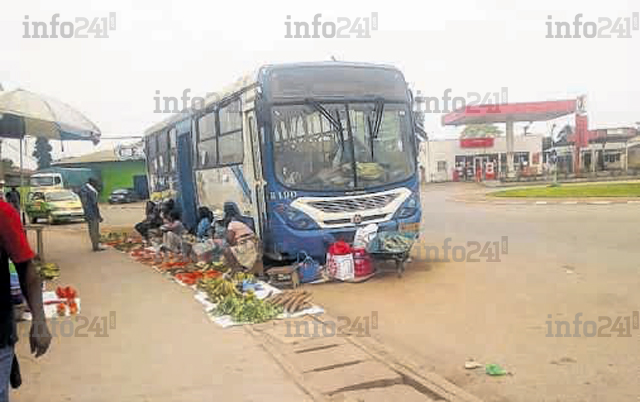 Un bus de la Sogatra abandonné depuis plus d’un an à Mouila !