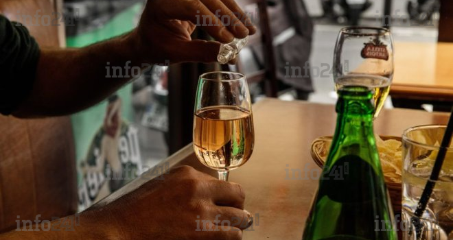 Port-Gentil&nbsp;: Insouciant, il frôle la mort après avoir bu un verre empoissonné dans un bar