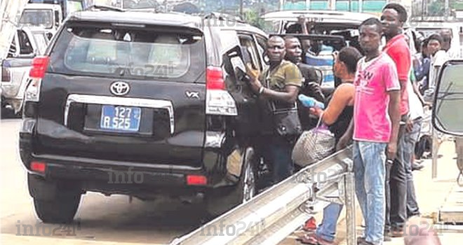 Quand un véhicule de l’Etat gabonais fait aussi dans le clando !