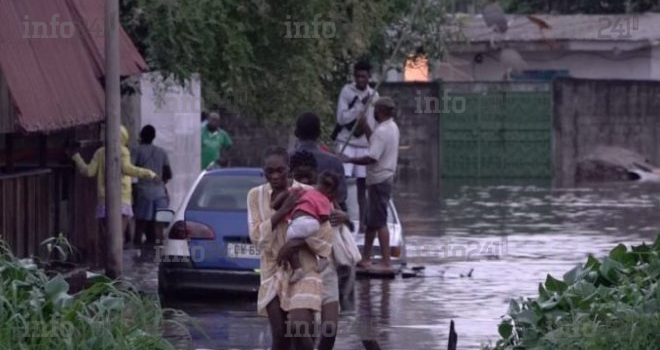 Port-Gentil sous les eaux : Une pluie diluvienne plonge les habitants dans la tourmente