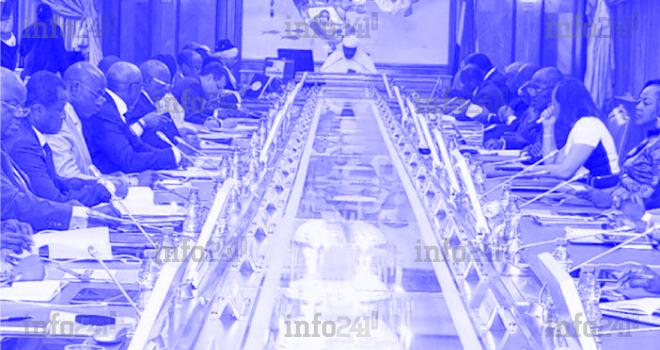 Ali Bongo et ses ministres rêvent désormais à haute voix d’un «&nbsp;Gabon bleu&nbsp;»&nbsp;!