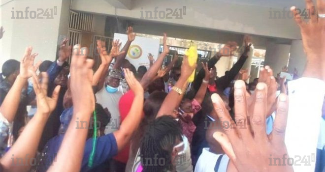 Régies financières&nbsp;: les syndicats des agents se coalisent et durcissent leur grève illimitée