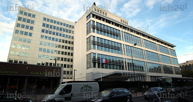 La Direction du contre-espionnage français quitte Libreville