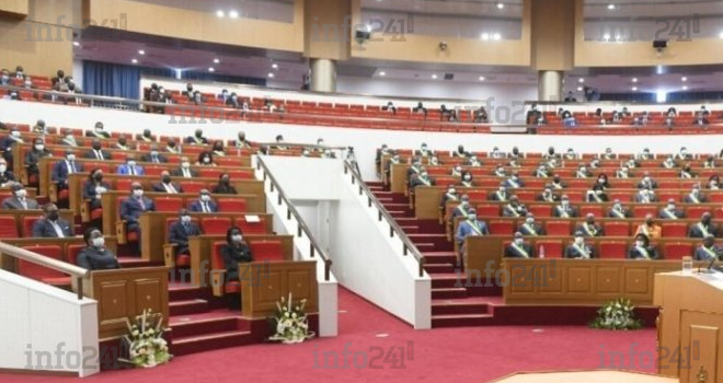 Les premiers sénateurs et députés de la transition entreront en fonction ce 30 octobre à Libreville