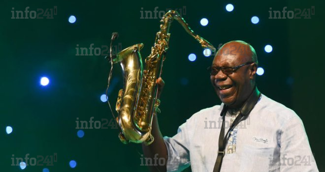 Covid-19 : Décès à 86 ans de l’artiste camerounais Manu Dibango