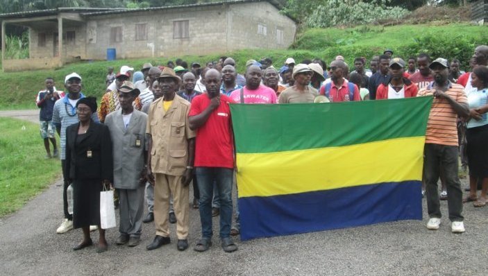 Les habitants de Moabi dans la rue pour réclamer la route, l’eau et le courant