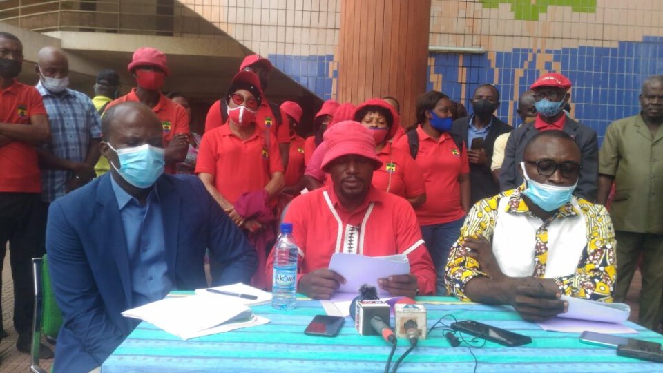 Le SYNAPEF alerte sur la «&nbsp;gabegie galopante&nbsp;» de Lee White aux Eaux et Forêts